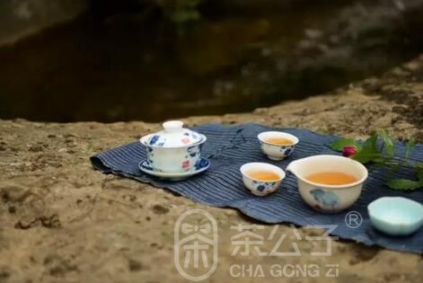 茶公子悟“空杯”(图2)